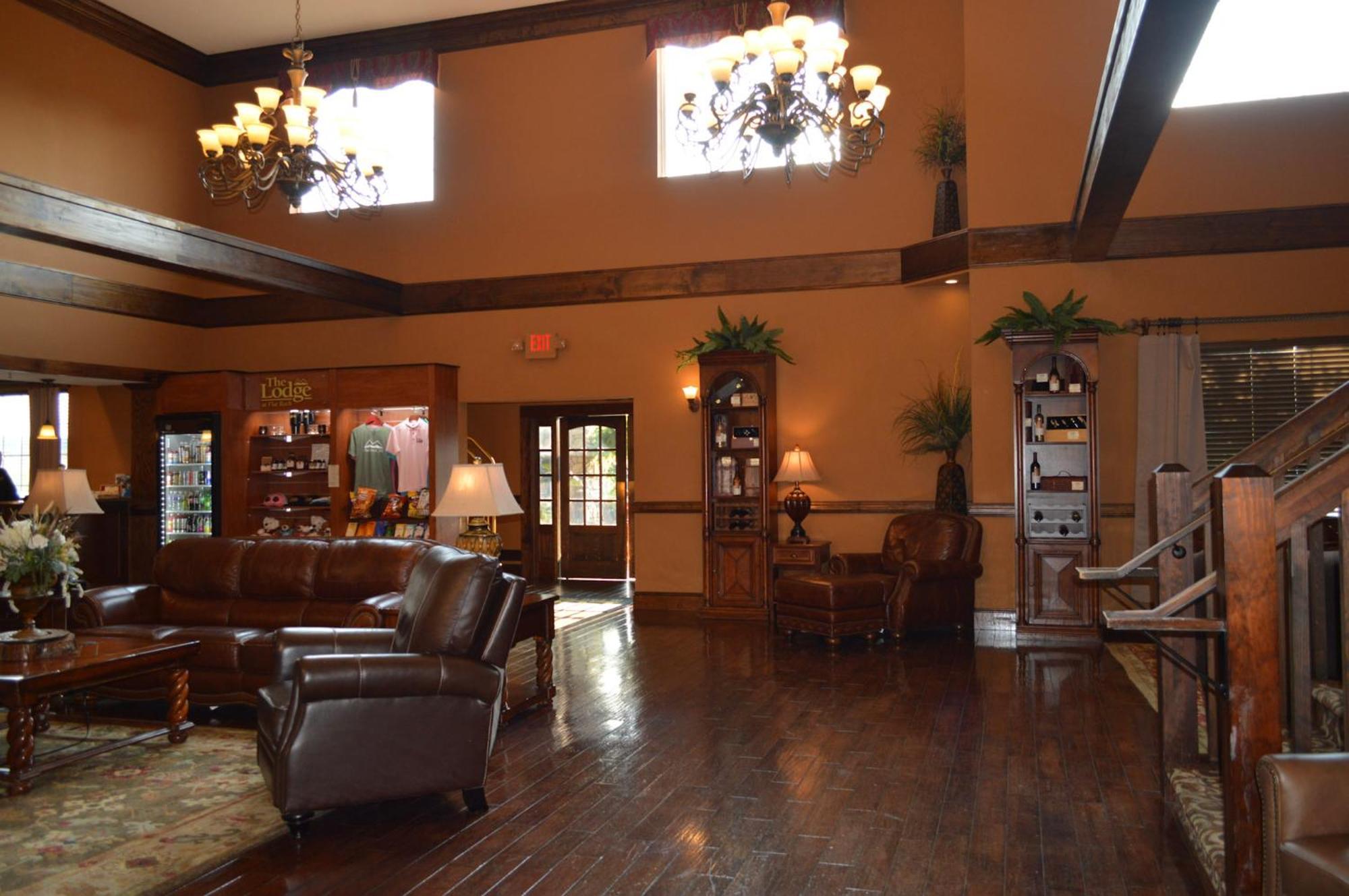 Hotel The At Flat Rock