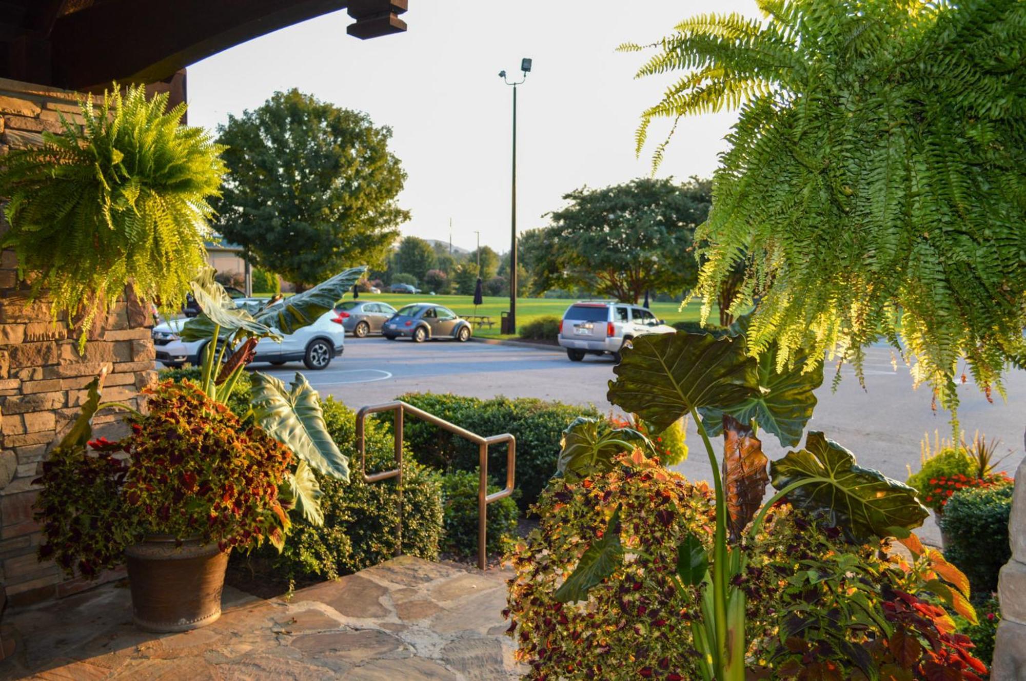 The At Hotel Flat Rock